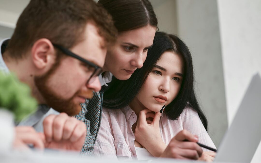 La puissance de l’écoute active — Extrait + outils pour dirigeants